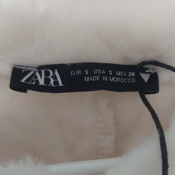 Zara Cream Fuzzy Sweater - Picture 2 of 2